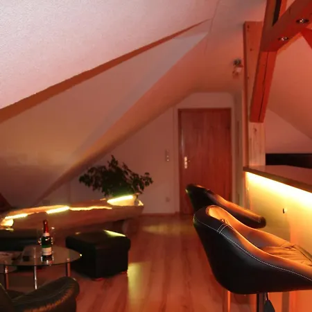 Apartment Mit Balkon