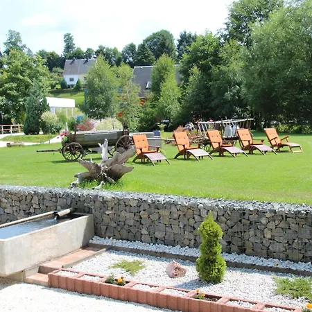 Mit Balkon *